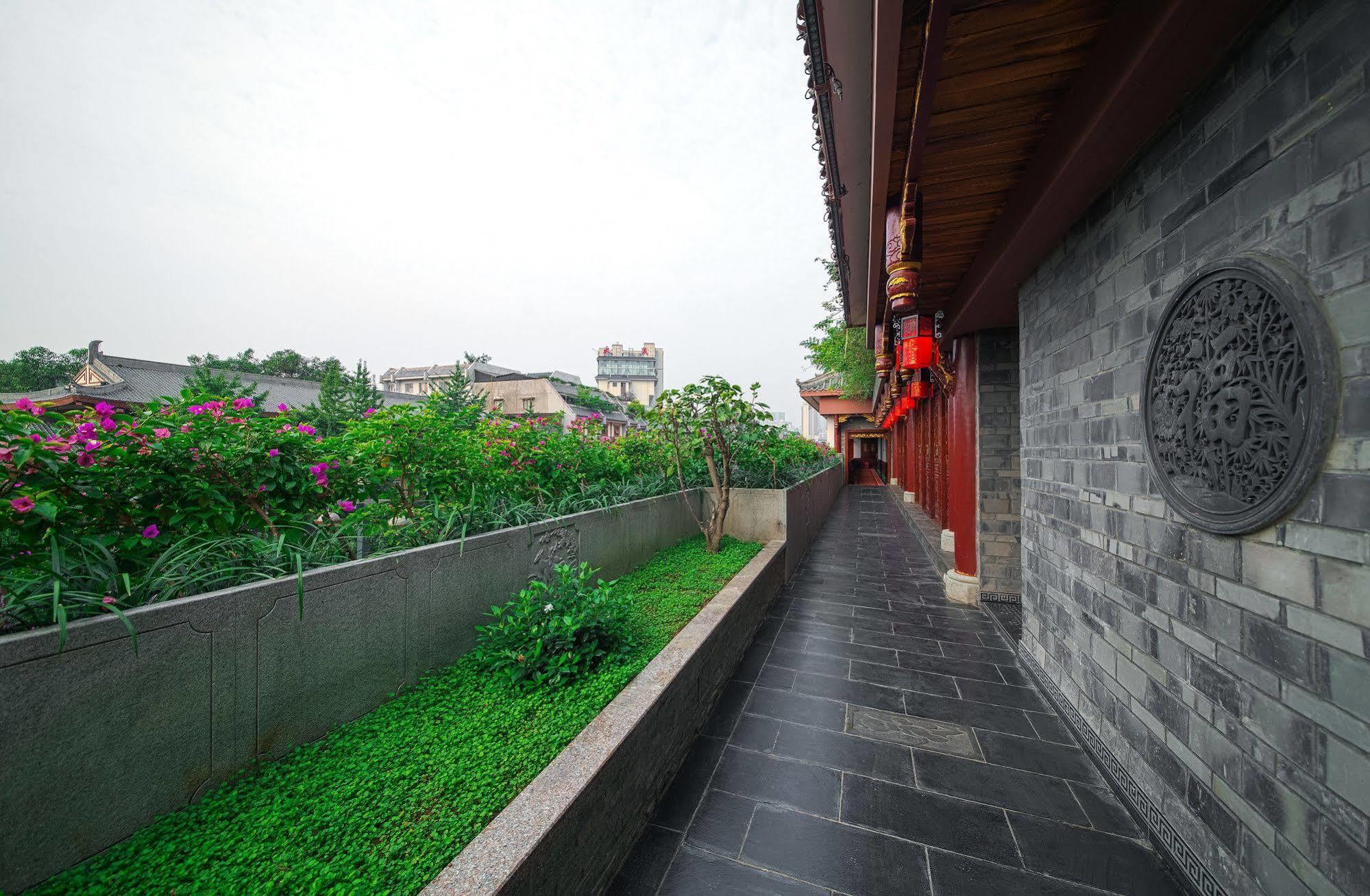 Han Dynasty Boutique Hotel Chengdu Exterior photo